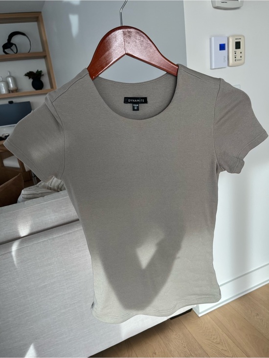 Dynamite Tops - Dynamite Ribbed Short Sleeve Tee in Olive
